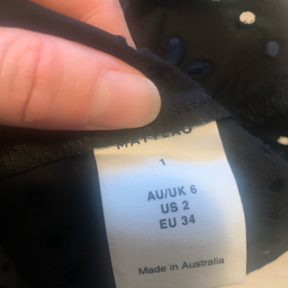 Matteau BLACK eyelet broderie set - Picture 11 of 13